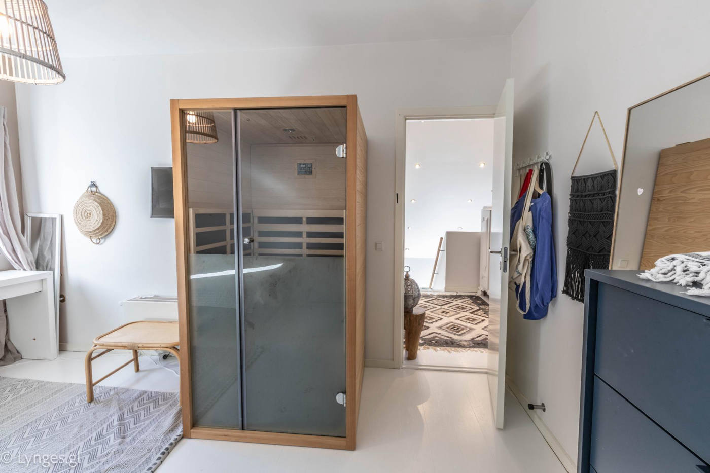 Будинок, 2573 м², 764 000$ — FAKTOR